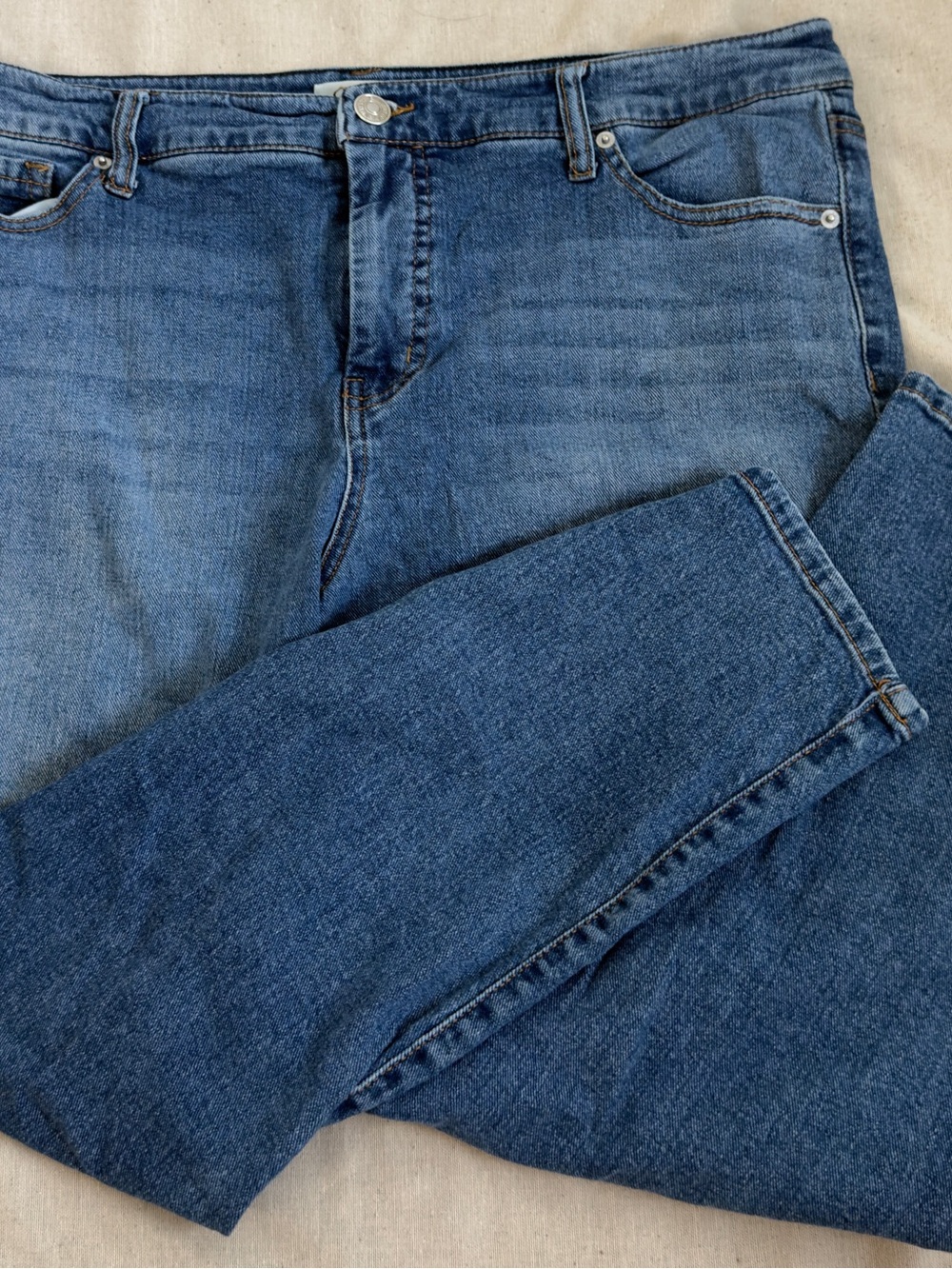 Jessica Simpson Women's Blue Straight-Leg Jeans
